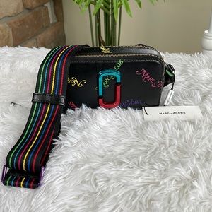 MARC JACOBS ~ Snapshot New York Shoulder Bag ~ Black/Multi-Color ~ NWT!